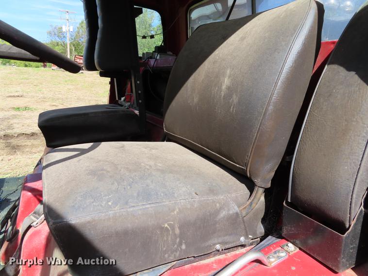 image for item DN9231 1987 Ford C8000 fire truck