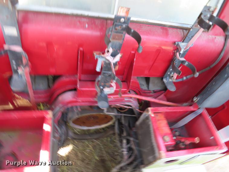 image for item DN9231 1987 Ford C8000 fire truck