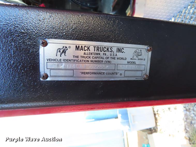 image for item DN9232 1988 Mack CF611FC fire truck