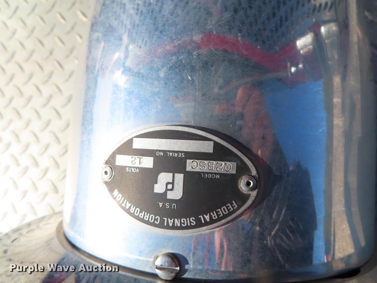 image for item DN9233 1993 Smeal fire truck