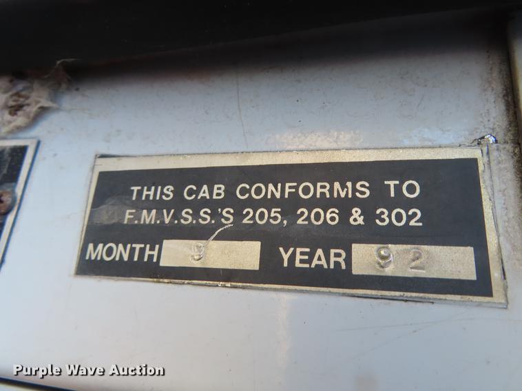 image for item DN9233 1993 Smeal fire truck