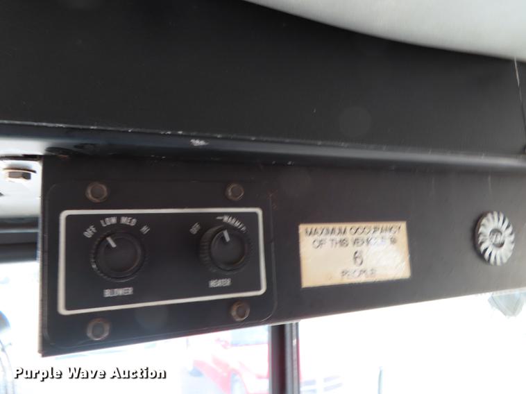 image for item DN9233 1993 Smeal fire truck