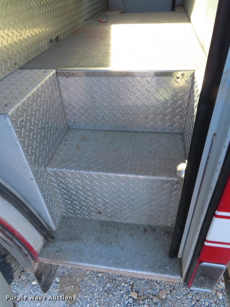 image for item DN9233 1993 Smeal fire truck