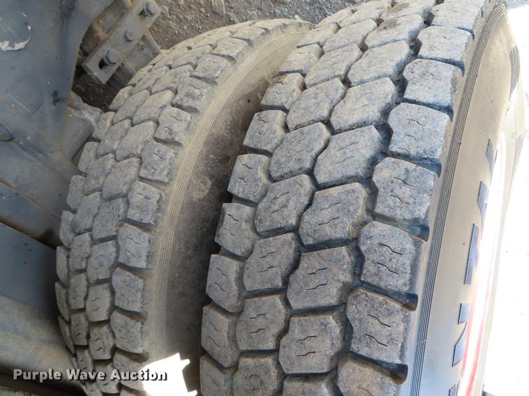 image for item DN9233 1993 Smeal fire truck