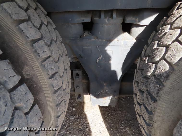 image for item DN9233 1993 Smeal fire truck