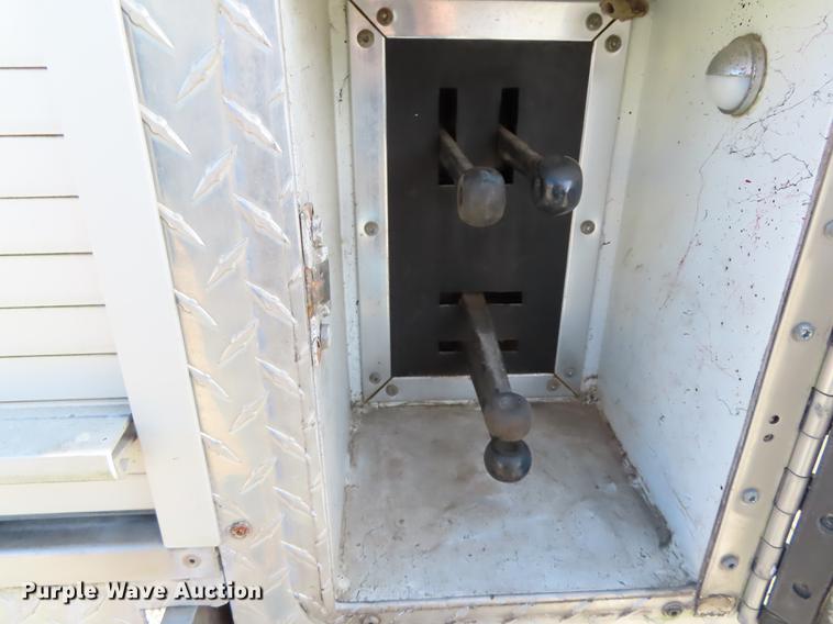 image for item DN9233 1993 Smeal fire truck