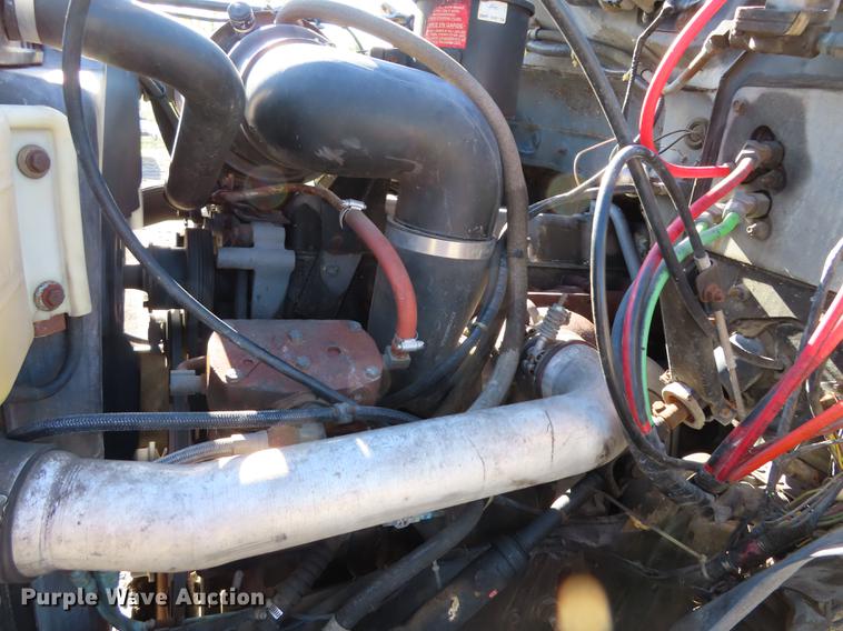 image for item DN9234 1988 Ford F800 fire truck