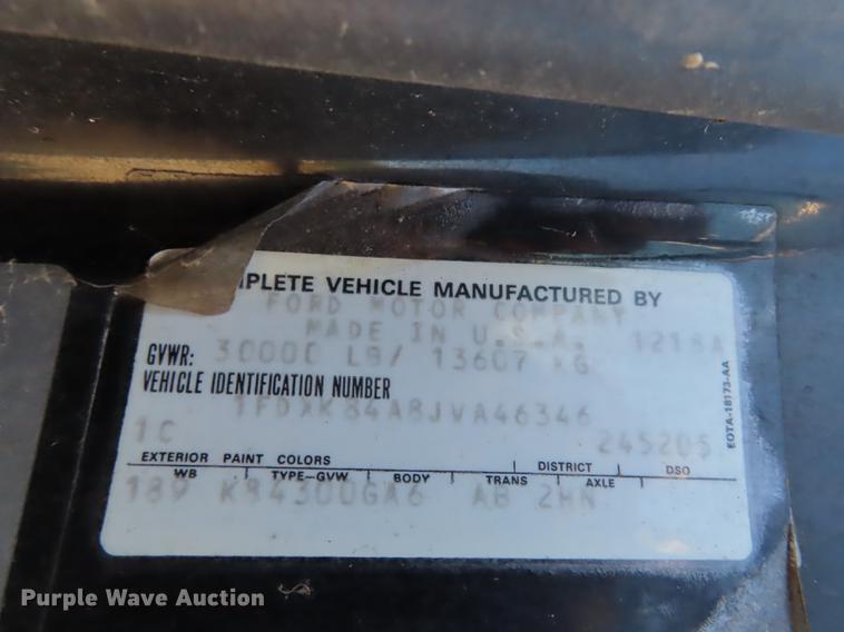 image for item DN9234 1988 Ford F800 fire truck