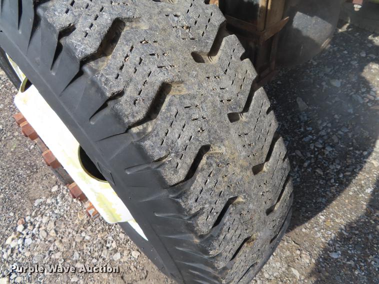 image for item DN9235 1981 GMC fire truck