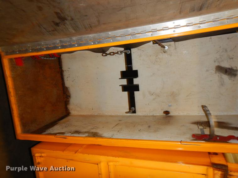 image for item DN9237 1994 Ford F450 Super Duty utility truck