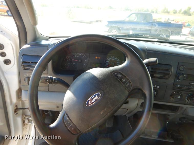 image for item DN9238 2006 Ford F250 Super Duty XLT SuperCab pickup truck
