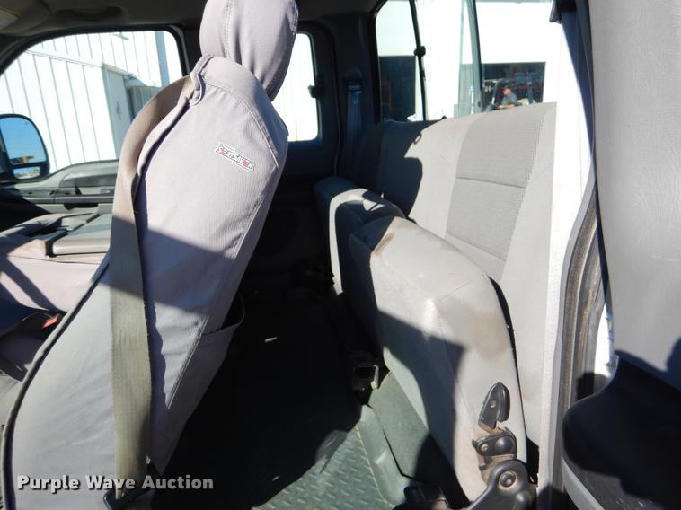 image for item DN9238 2006 Ford F250 Super Duty XLT SuperCab pickup truck