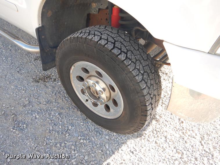 image for item DN9238 2006 Ford F250 Super Duty XLT SuperCab pickup truck