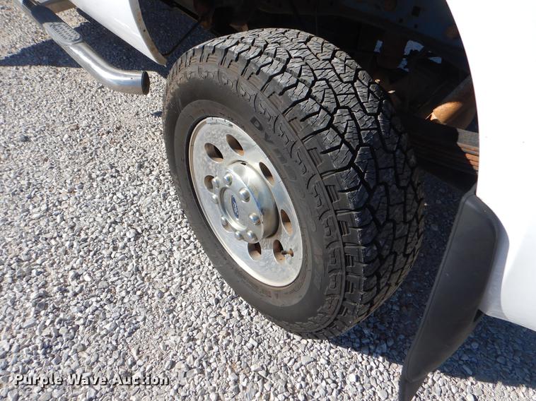 image for item DN9238 2006 Ford F250 Super Duty XLT SuperCab pickup truck