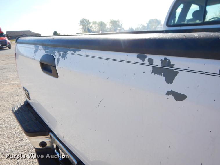 image for item DN9238 2006 Ford F250 Super Duty XLT SuperCab pickup truck