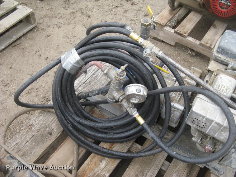 image for item DQ9680 (2) concrete cure spray pumps
