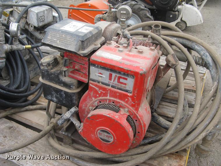 image for item DQ9680 (2) concrete cure spray pumps