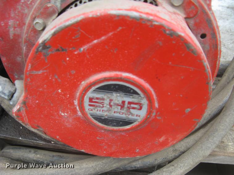 image for item DQ9680 (2) concrete cure spray pumps