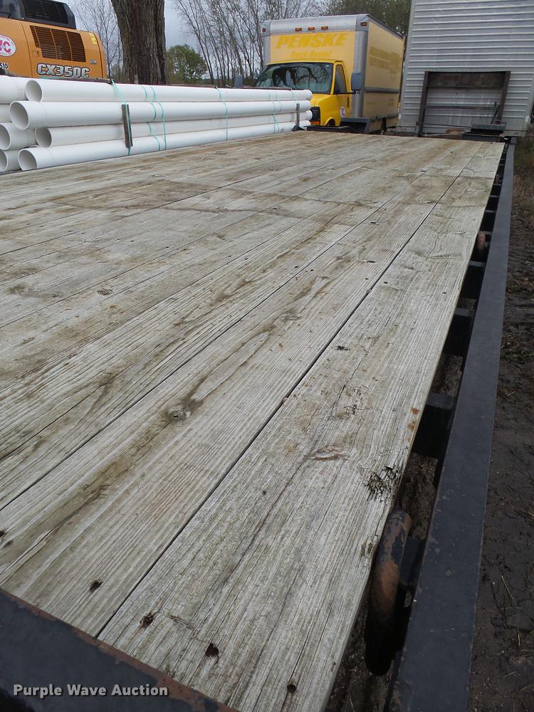 image for item DX9141 1985 Trail King TK24-2400 equipment trailer