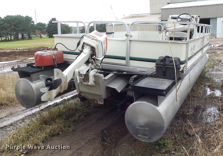image for item DX9142 1991 Weeres Sport 20 pontoon boat