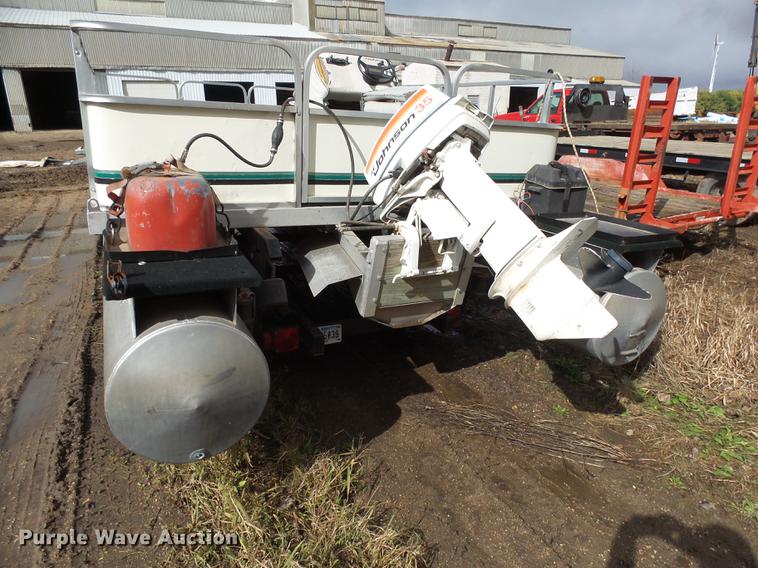 image for item DX9142 1991 Weeres Sport 20 pontoon boat