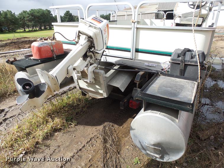 image for item DX9142 1991 Weeres Sport 20 pontoon boat