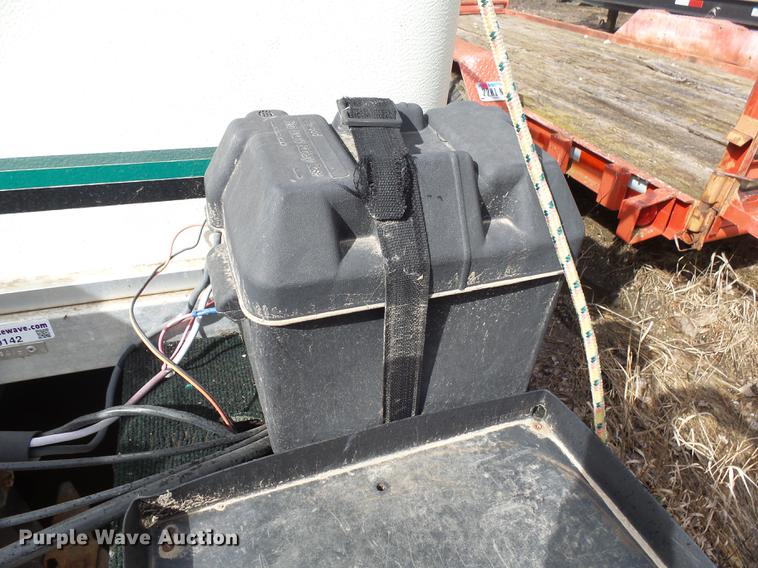 image for item DX9142 1991 Weeres Sport 20 pontoon boat