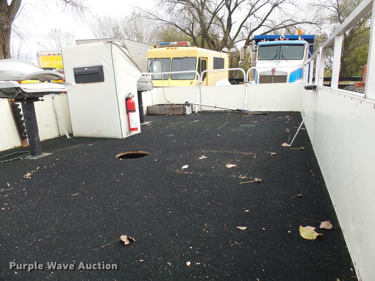 image for item DX9142 1991 Weeres Sport 20 pontoon boat