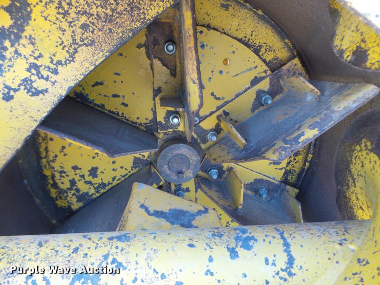 image for item DX9538 Snow blower