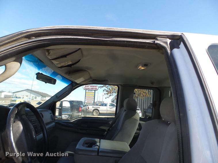 image for item DX9540 2007 Ford F250 Super Duty SuperCab pickup truck