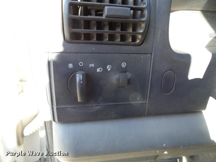 image for item DX9540 2007 Ford F250 Super Duty SuperCab pickup truck