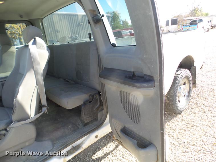 image for item DX9540 2007 Ford F250 Super Duty SuperCab pickup truck