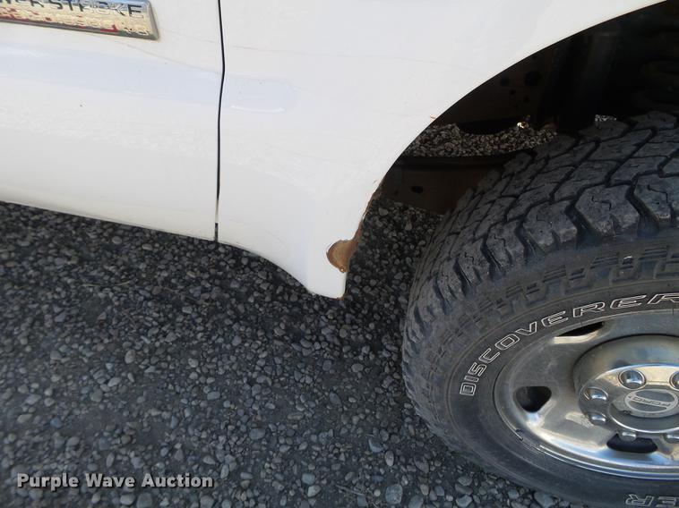 image for item DX9540 2007 Ford F250 Super Duty SuperCab pickup truck