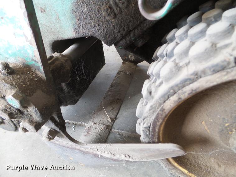 image for item DX9546 Ryan sod cutter