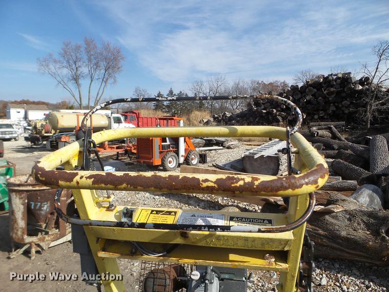 image for item DX9652 Stumper 20SP-H stump grinder