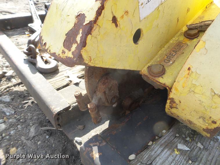 image for item DX9652 Stumper 20SP-H stump grinder