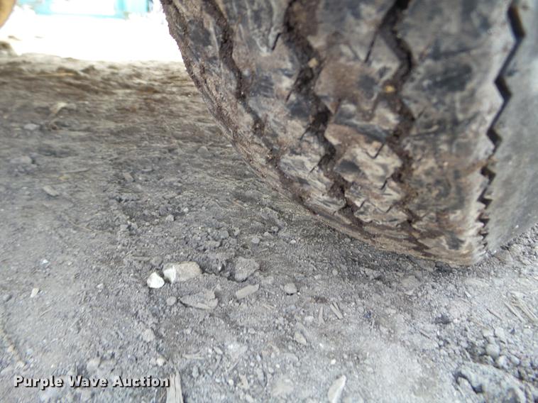 image for item DX9652 Stumper 20SP-H stump grinder