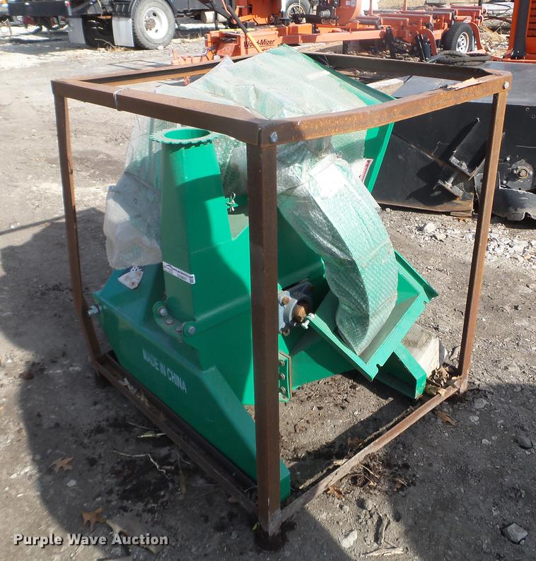 image for item DX9657 Wood chipper