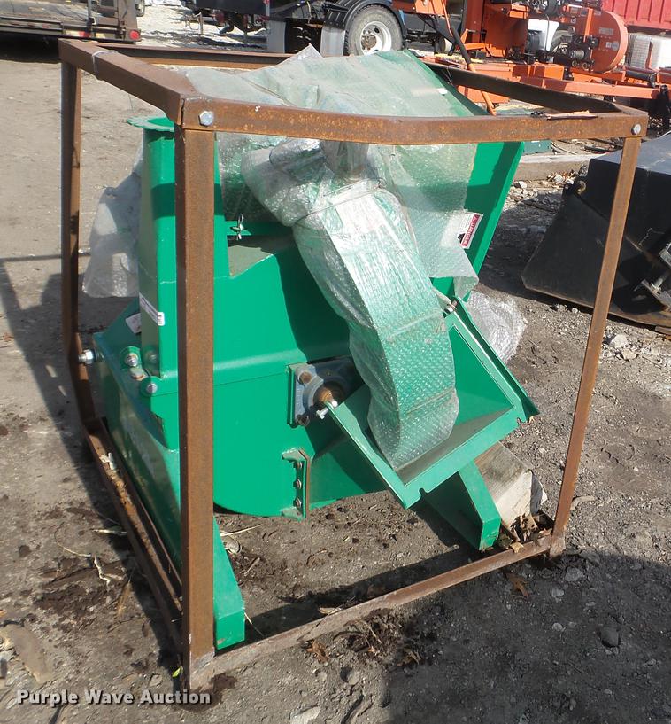 image for item DX9657 Wood chipper