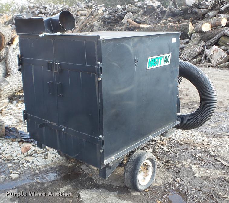 image for item DX9663 Hasty Vac vacuum trailer