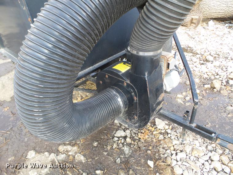 image for item DX9663 Hasty Vac vacuum trailer