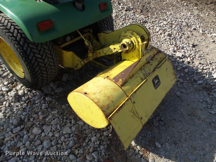 image for item DX9687 John Deere 212 lawn mower