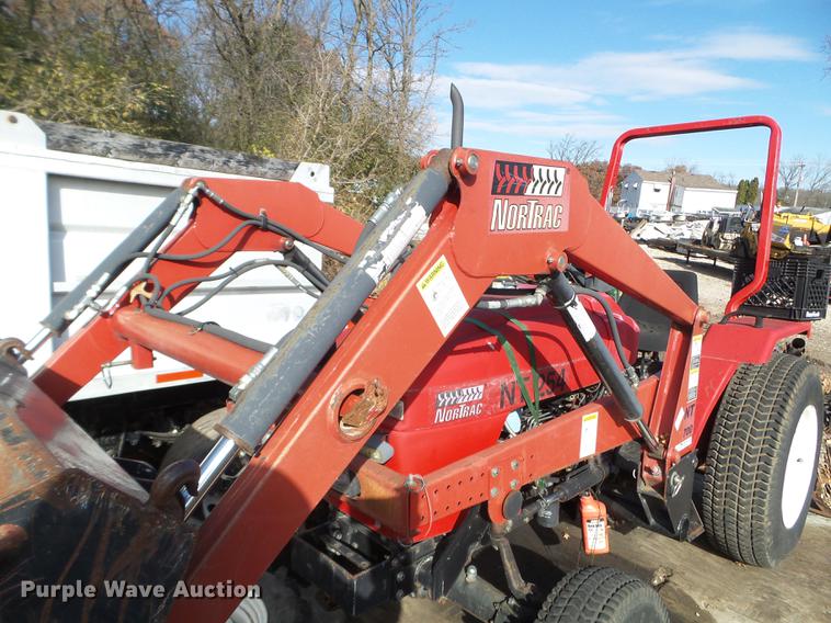 image for item DX9694 2006 Nortrac 254 tractor