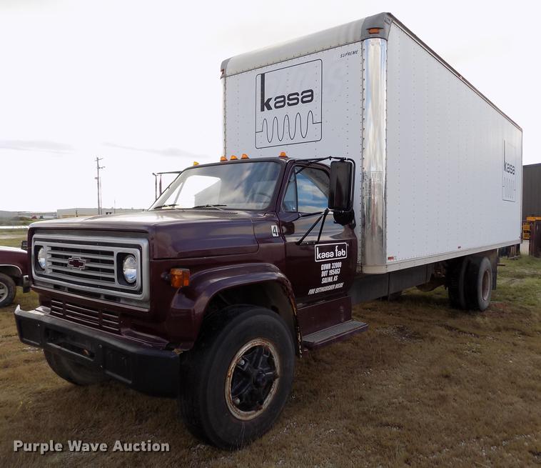 image for item DY9079 1989 Chevrolet C60 box truck