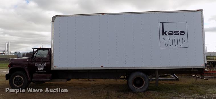 image for item DY9079 1989 Chevrolet C60 box truck