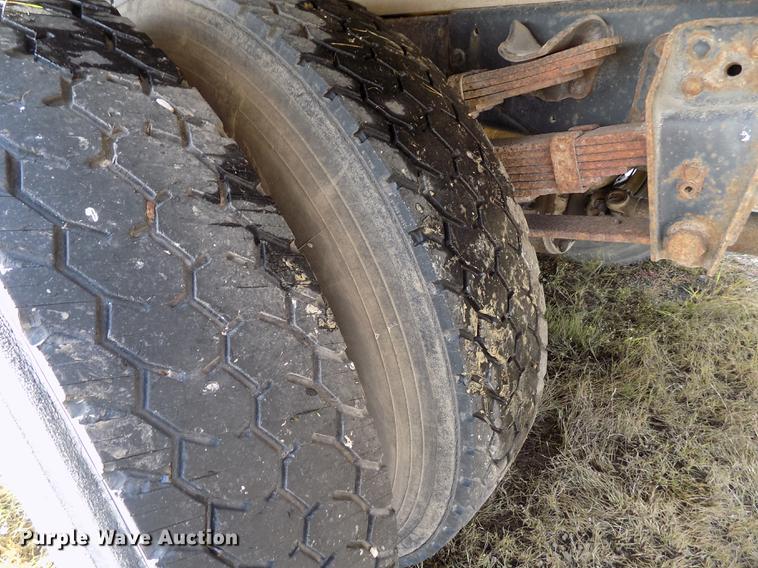 image for item DY9079 1989 Chevrolet C60 box truck