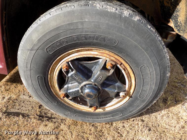 image for item DY9079 1989 Chevrolet C60 box truck