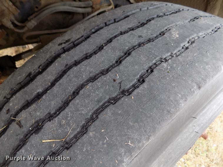 image for item DY9079 1989 Chevrolet C60 box truck