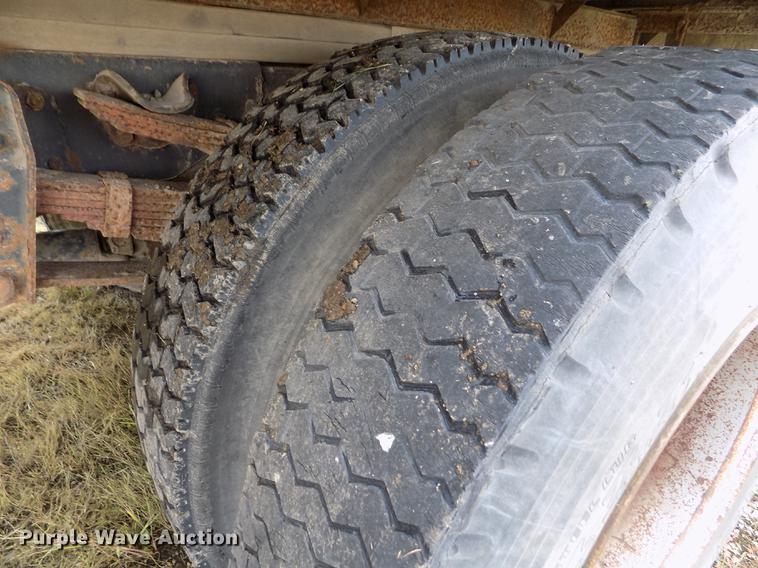 image for item DY9079 1989 Chevrolet C60 box truck