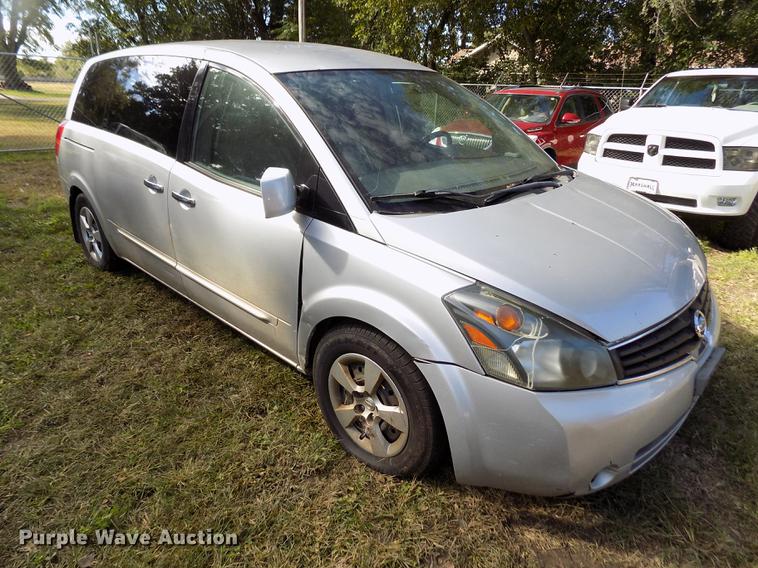 image for item DY9081 2008 Nissan Quest van